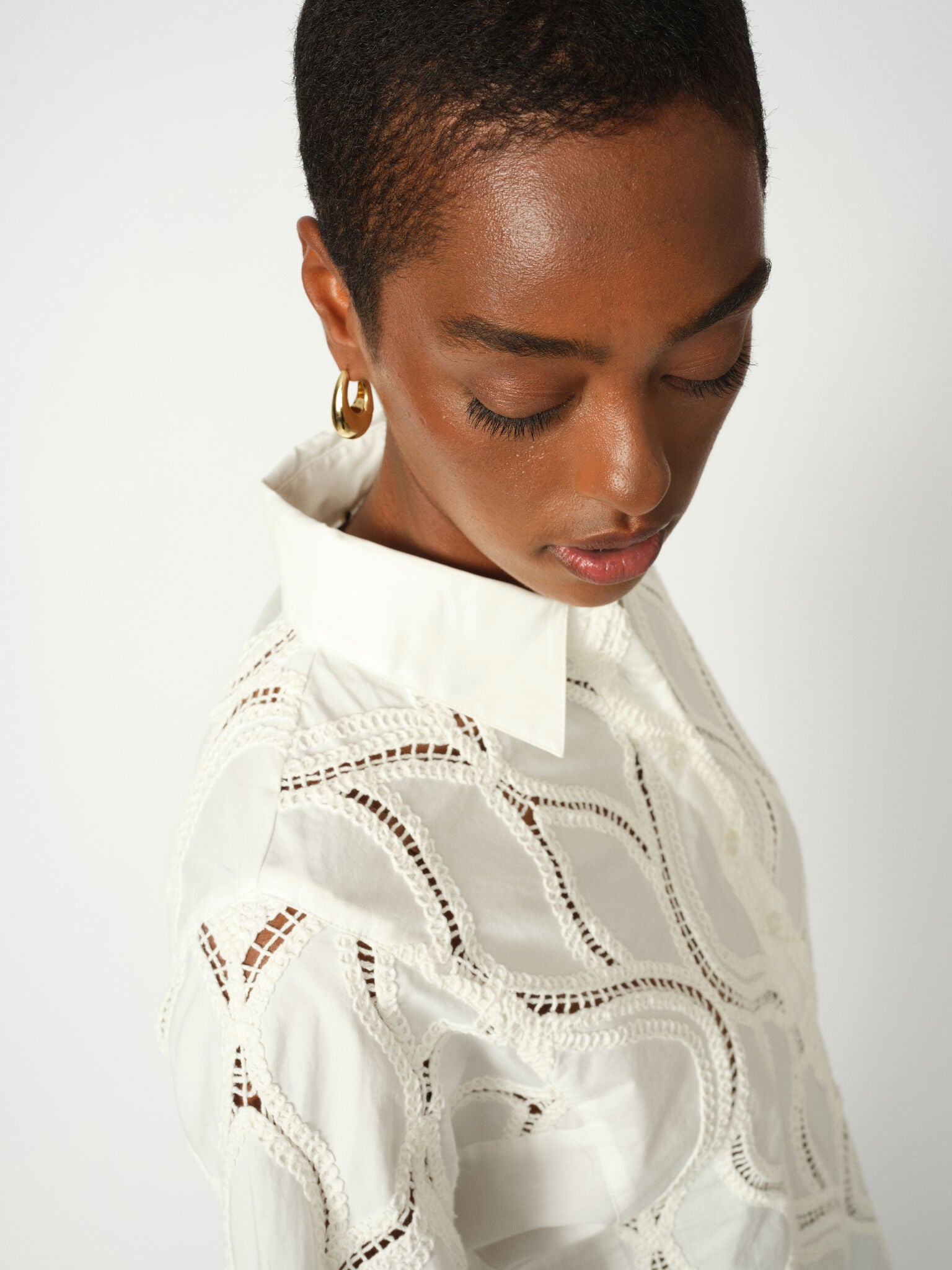 Modelshot / Ecru / Detail